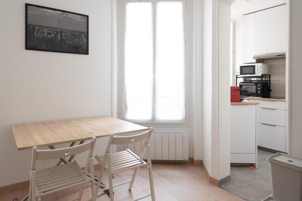 Very Bright Nest Close To Belleville Park Paris Exterior photo